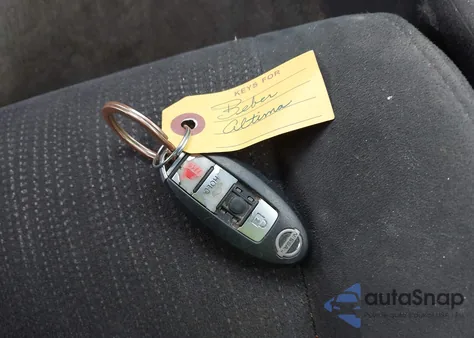 2010 Nissan Altima 2.5 S из США, поврежденный, VIN 1N4AL2AP1AN470616